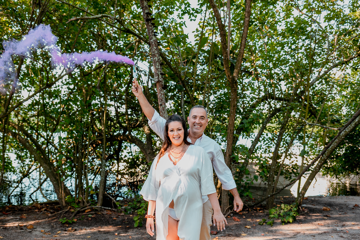 Ensaio de gestante na praia - Recreio, Rio de Janeiro - Fotógrafo de ensaios Thiago Antunes em Rio de Janeiro