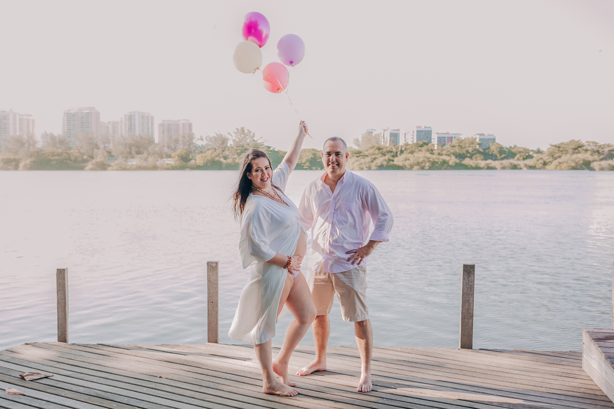 Ensaio de gestante na praia - Recreio, Rio de Janeiro - Fotógrafo de ensaios Thiago Antunes em Rio de Janeiro