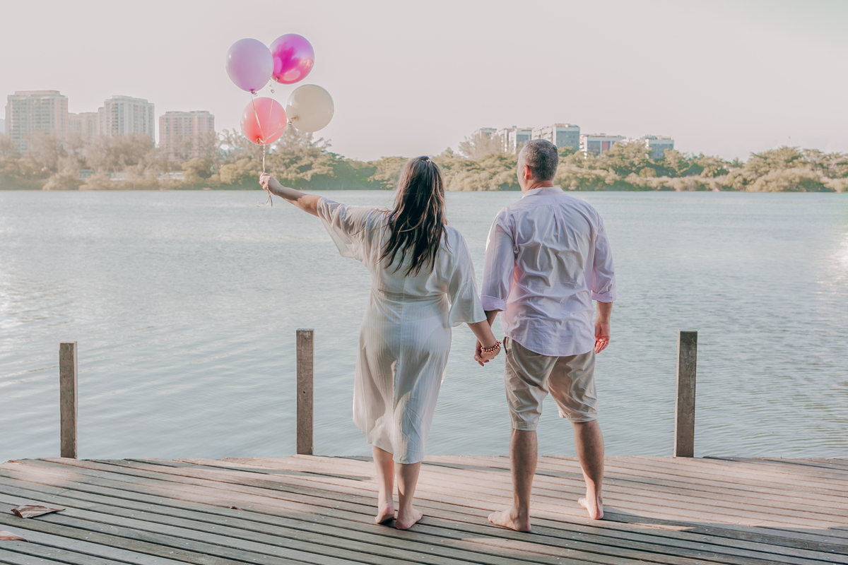 Ensaio de gestante na praia - Recreio, Rio de Janeiro - Fotógrafo de ensaios Thiago Antunes em Rio de Janeiro