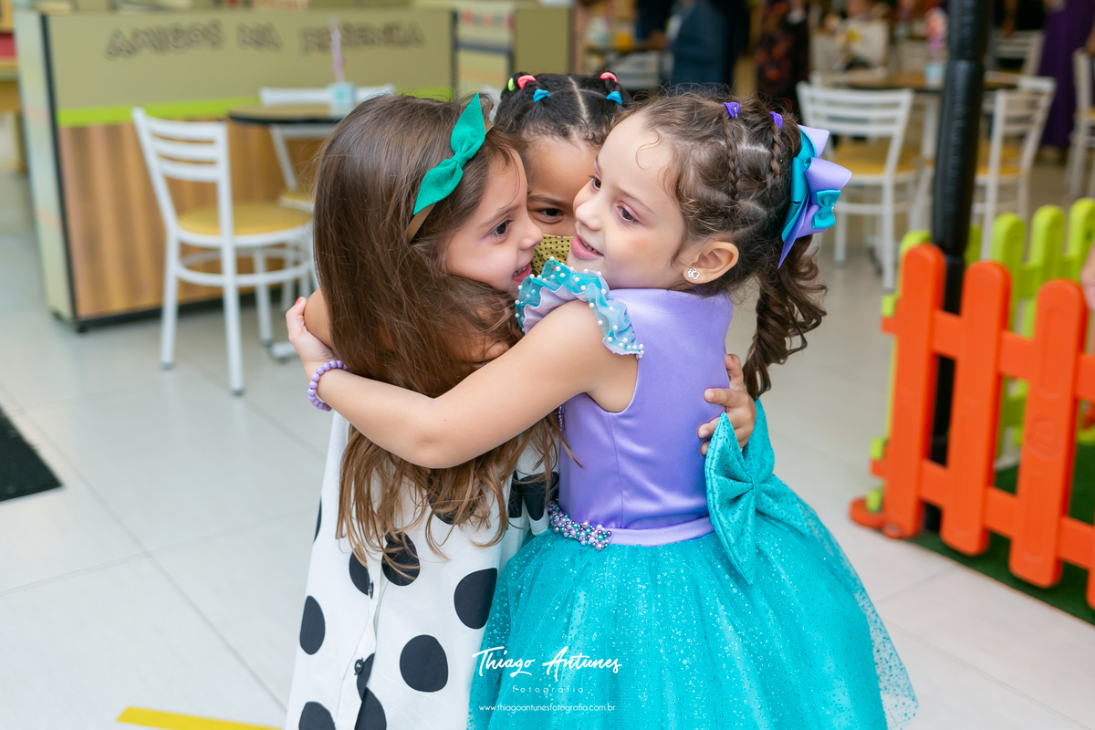 Festa infantil de cinco anos da Alice - Freguesia, Jacarepaguá Rio de Janeiro - Fotografo infantil Thiago Antunes em Rio de Janeiro