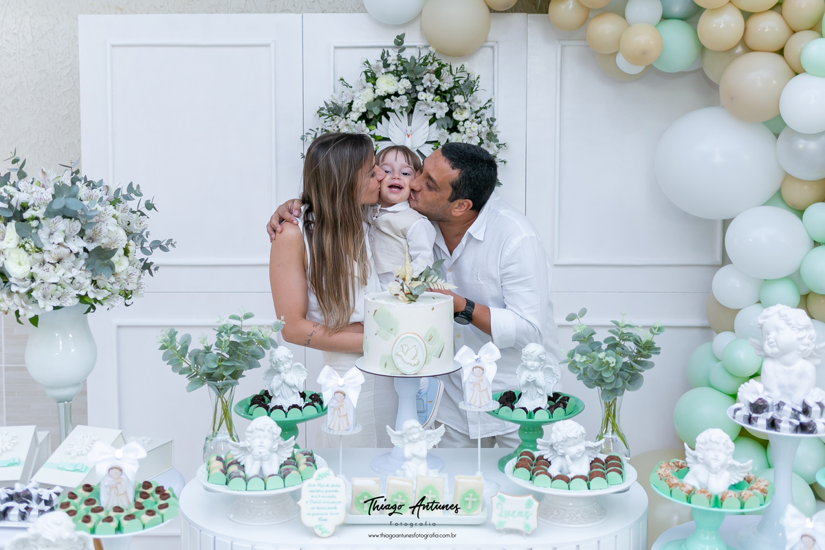 Batizado do Lucas - Capela Nossa Senhora de Montserrat, Vargem Pequena Rio de Janeiro - Fotografo infantil de batizado Thiago Antunes em Rio de Janeiro