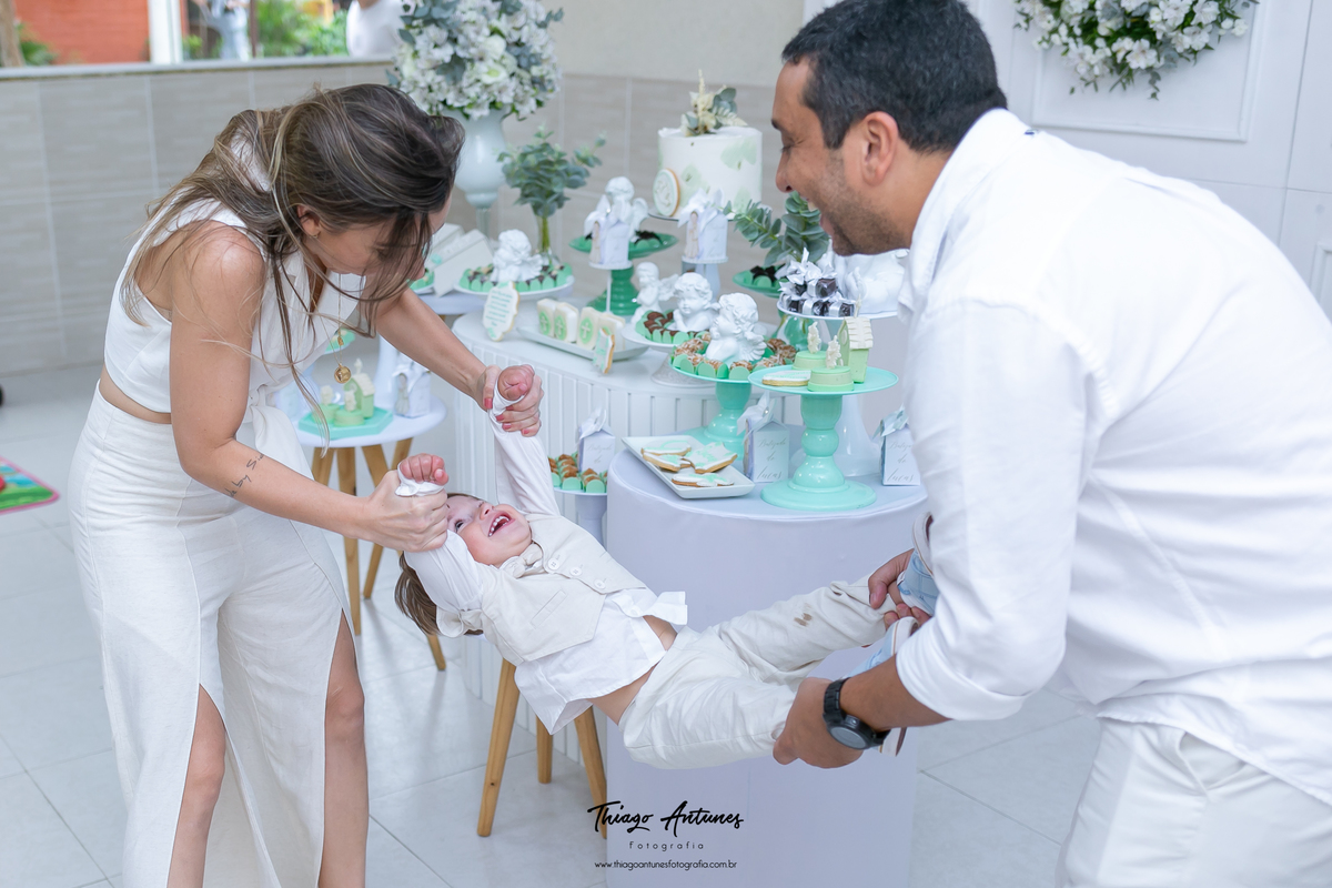 Batizado do Lucas - Capela Nossa Senhora de Montserrat, Vargem Pequena Rio de Janeiro - Fotografo infantil de batizado Thiago Antunes em Rio de Janeiro