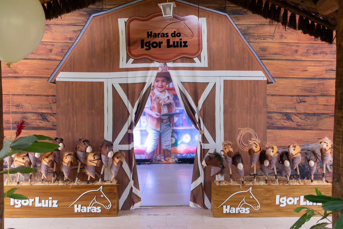 Festa infantil de dois anos do Igor Luiz - Espaço Algarve, Barra da Tijuca, Rio de Janeiro - Fotografo infantil Thiago Antunes em Rio de Janeiro