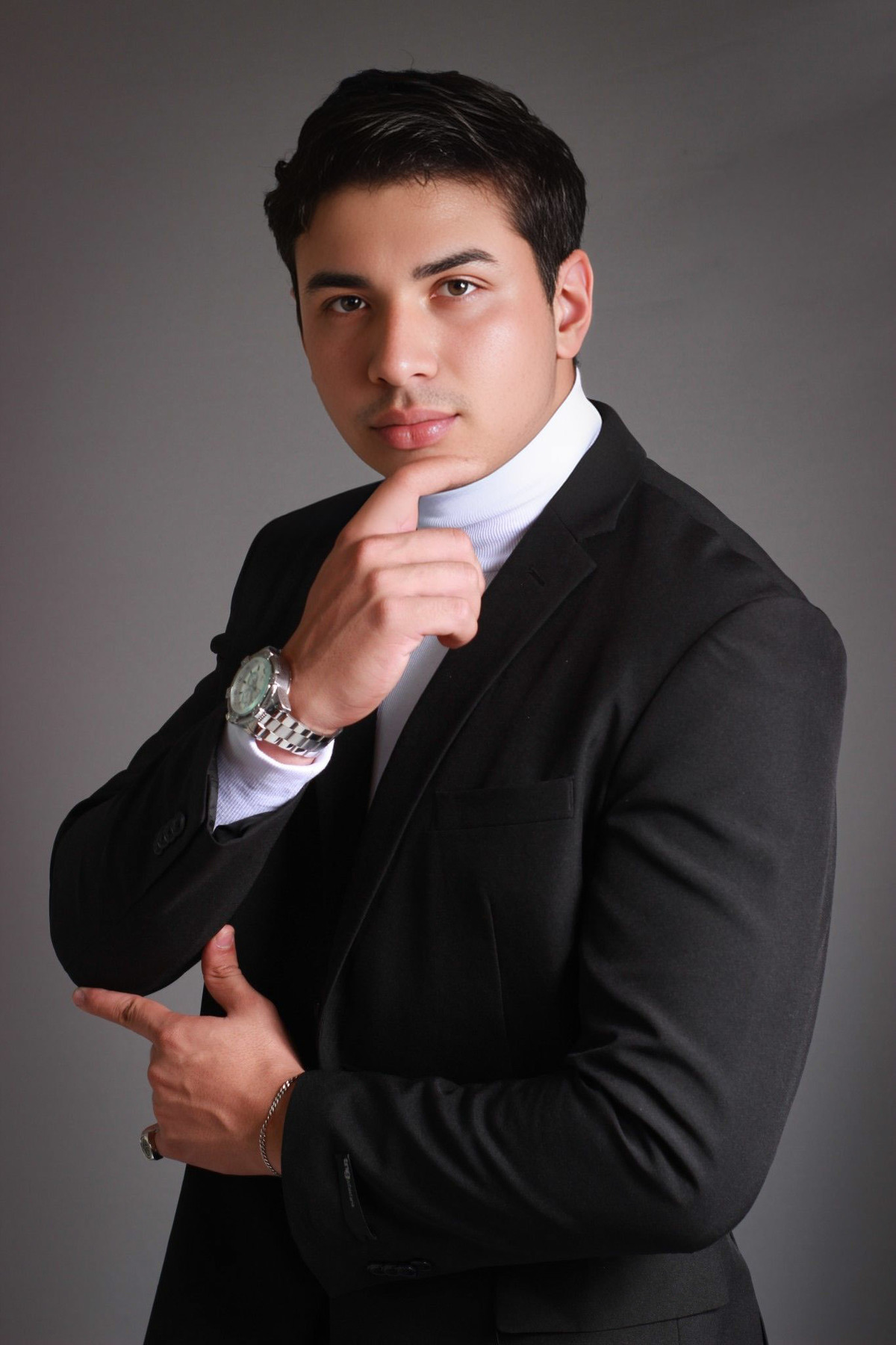 ENSAIO ESSENCIAL MODELO YURI 