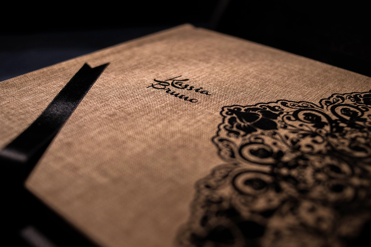 Linha ateliê exclusiva-renda alto relevo