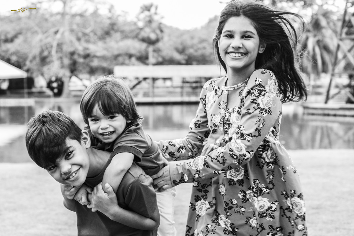 Não são os laços de sangue, mas os compromissos sentimentais que determinam o valor de uma família!