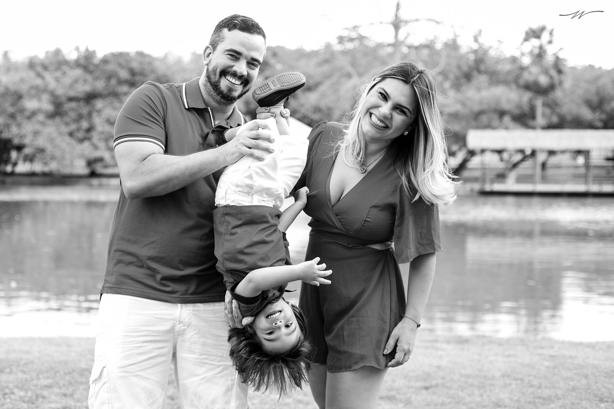 Não são os laços de sangue, mas os compromissos sentimentais que determinam o valor de uma família!