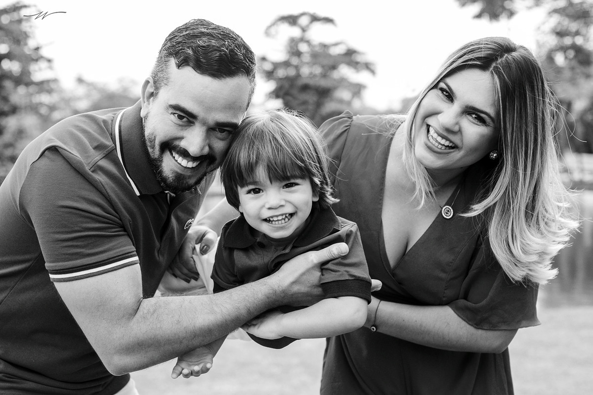 Não são os laços de sangue, mas os compromissos sentimentais que determinam o valor de uma família!