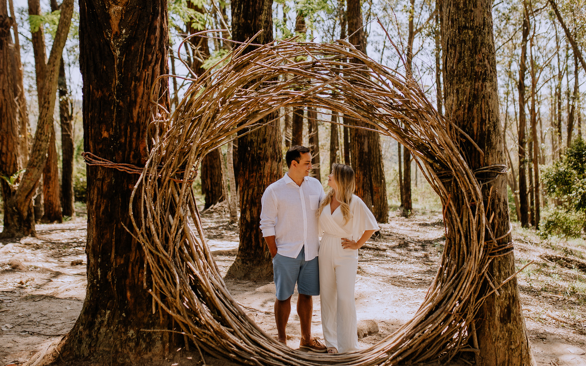 Fotografo de casamento do salão vale dos sonhos campo grande fotografa ensaio pré casamento no jardins ecológico do uaná etê