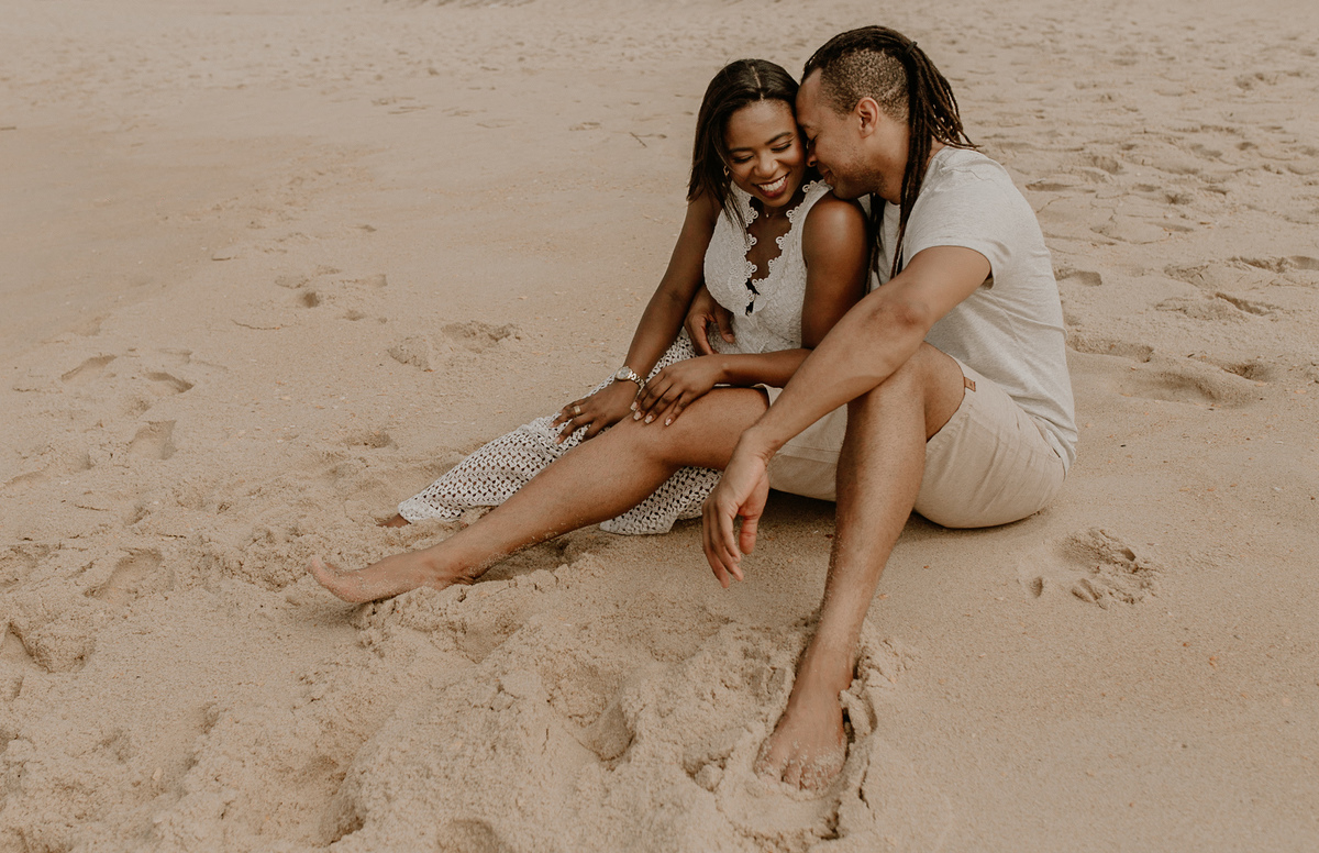 praia de grumari imagens de ensaio fotografico pre casamento realizado por andre nogueira fotografia