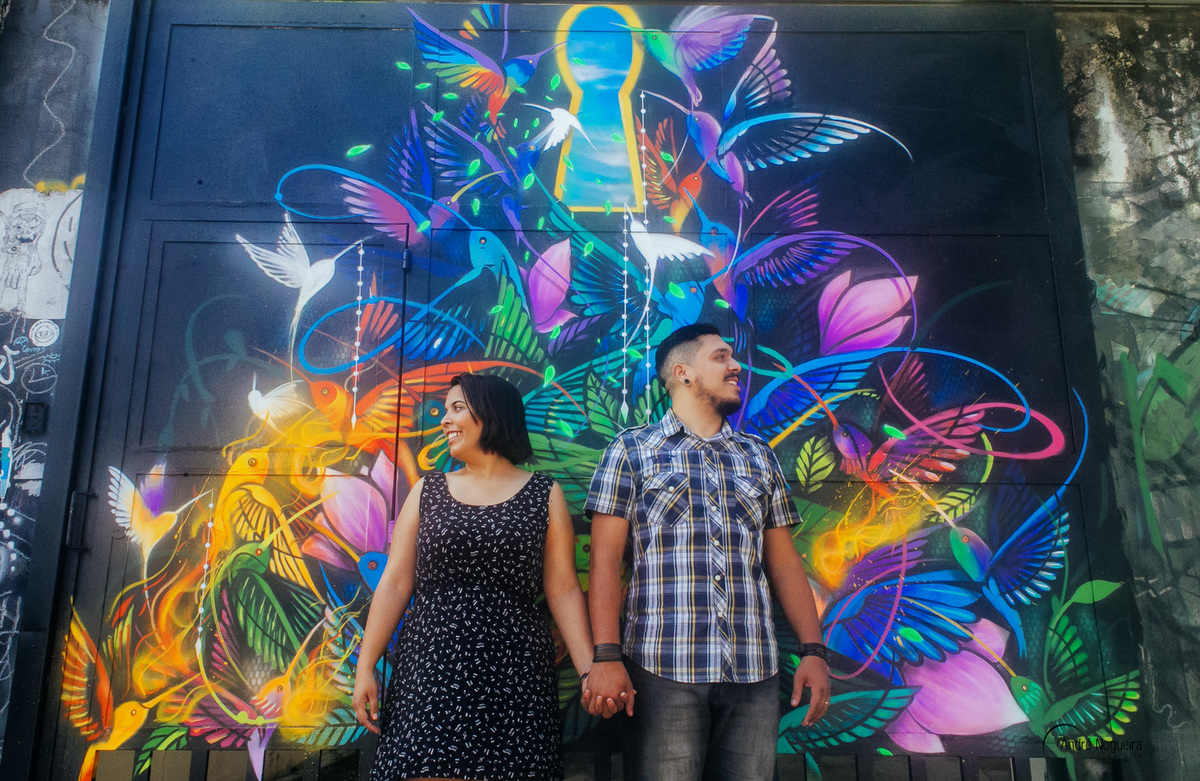 de mãos dadas ensaio casal sp beco do batman ensaio fotográfico em são paulo