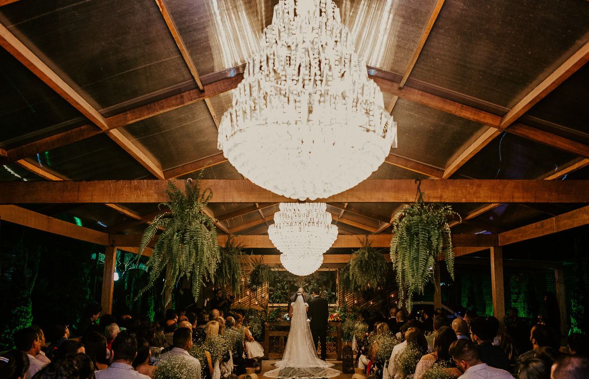 sitio das palmeiras decoração casamento cerimonia de dia no jardim