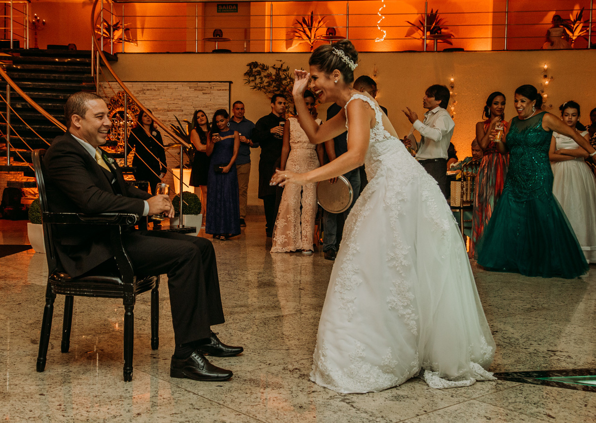 mansão das estrelas noiva dança para o noivo dicas de casamento para noiva vestido de casamento por morena andrade atelier sapato de noiva rj