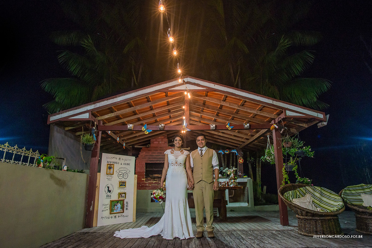 Fotografia de casamento do melhor fotografo do estado do Pará Belém Castanhal e Cametá Jefferson Cardoso Fotografia wedding feito no sitio casal feliz e amor com tema rustico e simples de Luxo