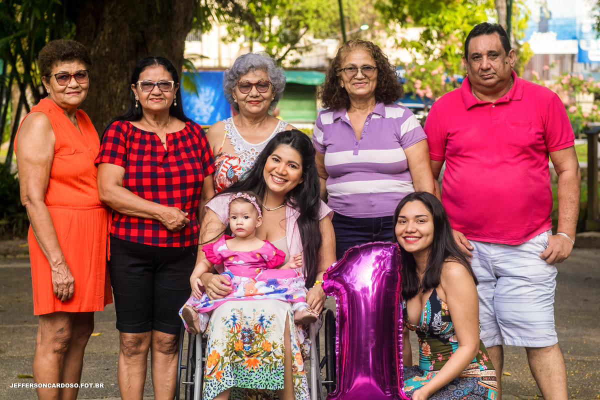 ensaio infantil na praça batista campos em belém, alice 1 ano 