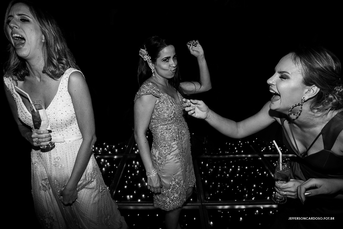 Casamento Natasha e Eudoro na Igreja da Sé com making off Hotel Atrium Quinta das Pedras na recepção, muita emoção, alegria, amor, união, família, wedding de Gêmeas, case de noite com melhor fotógrafo de Belém Pará Jefferson Cardoso Fotografia