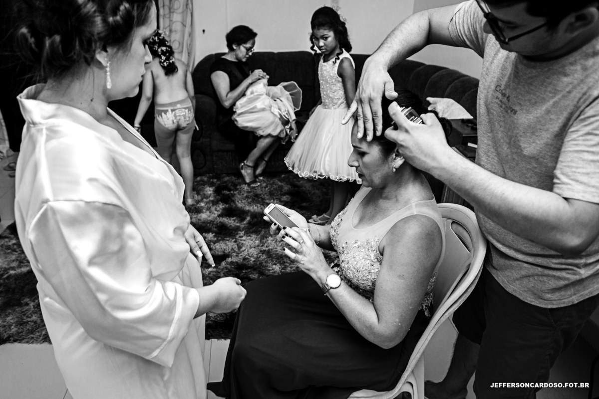 Casamento Neydiane e Denilson Cametá Making off PA felicidade do casal no Arco Íris noivos com fotografia de Jefferson Cardoso Rústico no final da tarde buquê e aliança de ouro