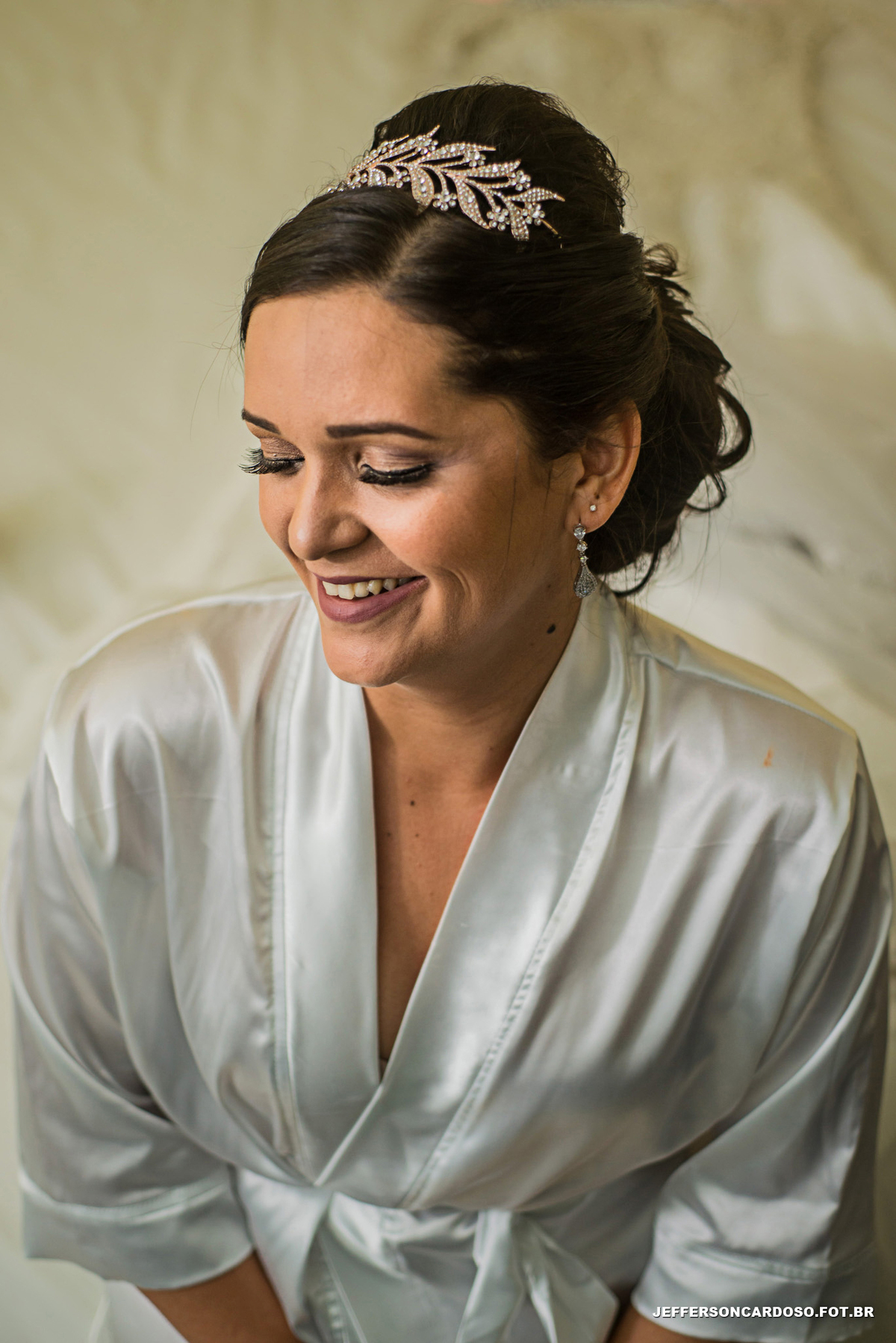 Casamento Neydiane e Denilson Cametá Making off PA felicidade do casal no Arco Íris noivos com fotografia de Jefferson Cardoso Rústico no final da tarde buquê e aliança de ouro