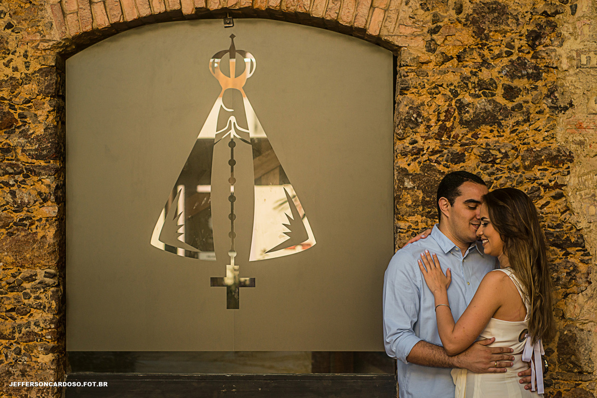 Felicidade ao casal se abraçando, ensaio pré casamento Raíssa e André fotos no hotel atrium quinta de pedras, Médicos de Belém Pa fotografia de Jefferson Cardoso Cametá, Amor, Noivos, Carinho, Romântico, Turismo
