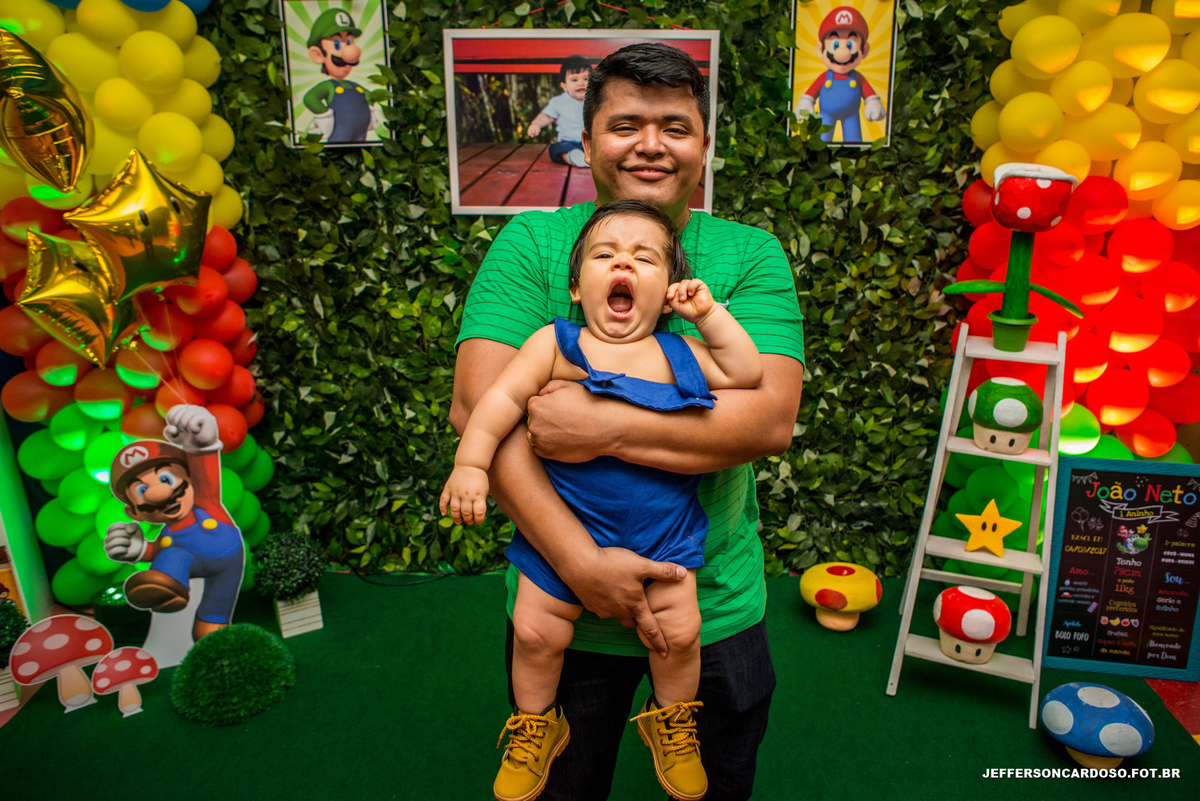 Decoração Super Mario Bros da festa de aniversário João Neto 1º aninho em Cametá com o fotógrafo de criança Jefferson Cardoso muitas felicidades, amor e alegria na Zezé Recepção de Bolo e Balões Parabéns toda a família Thais e João Paulinho