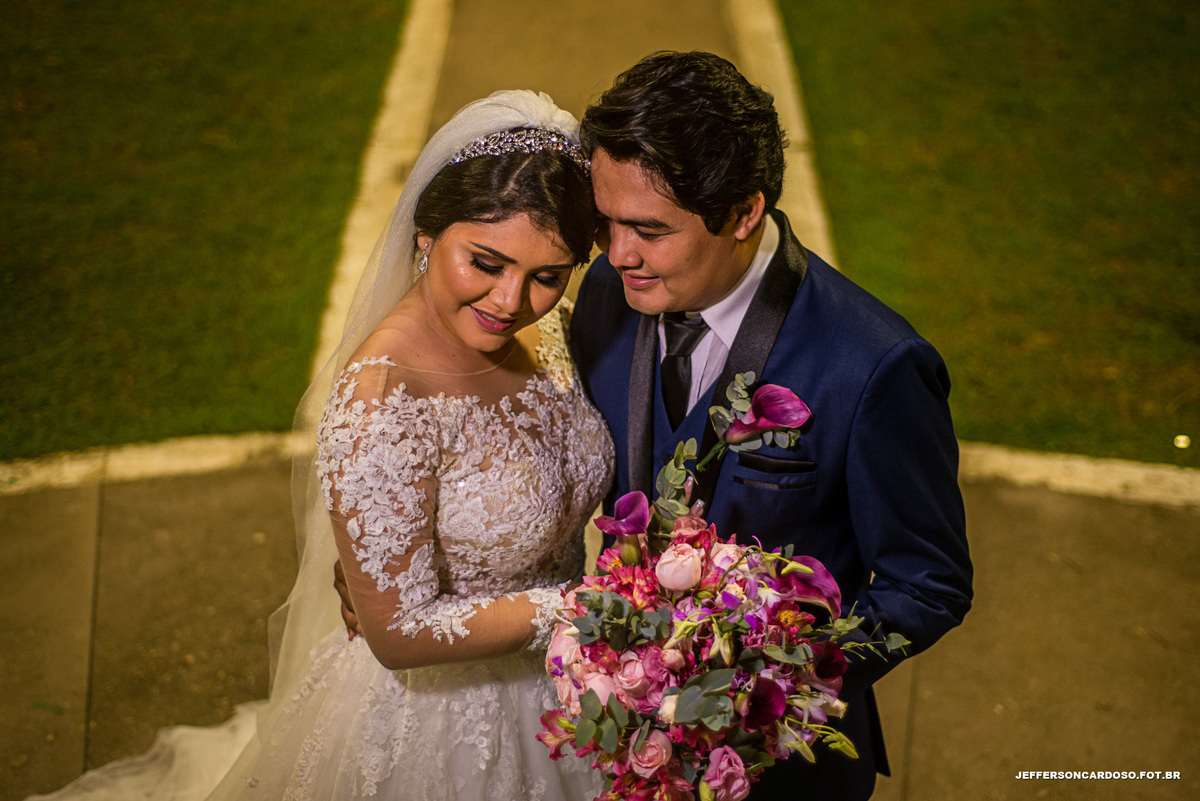 wedding Pamilla e Wellinton em Limoeiro do Ajurú Pará casamento rústico com muita alegria amor emoção e paixão making off noiva e noiva festa buquê terno azul lindos, com comida regional peixe e açaí bebida