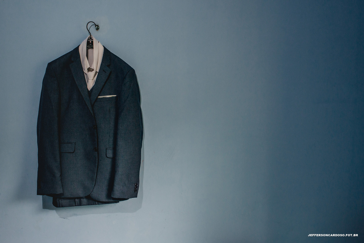 Ilha Saracá com o casal noivo e noiva no interior de Limoeiro do Ajuru com o melhor fotografo de wedding no brasil Jefferson Cardoso Fotografia de Castanhal, Belém e Cametá, Pará com muita alegria e amor emoção entrada da noiva de Lancha no rio doce