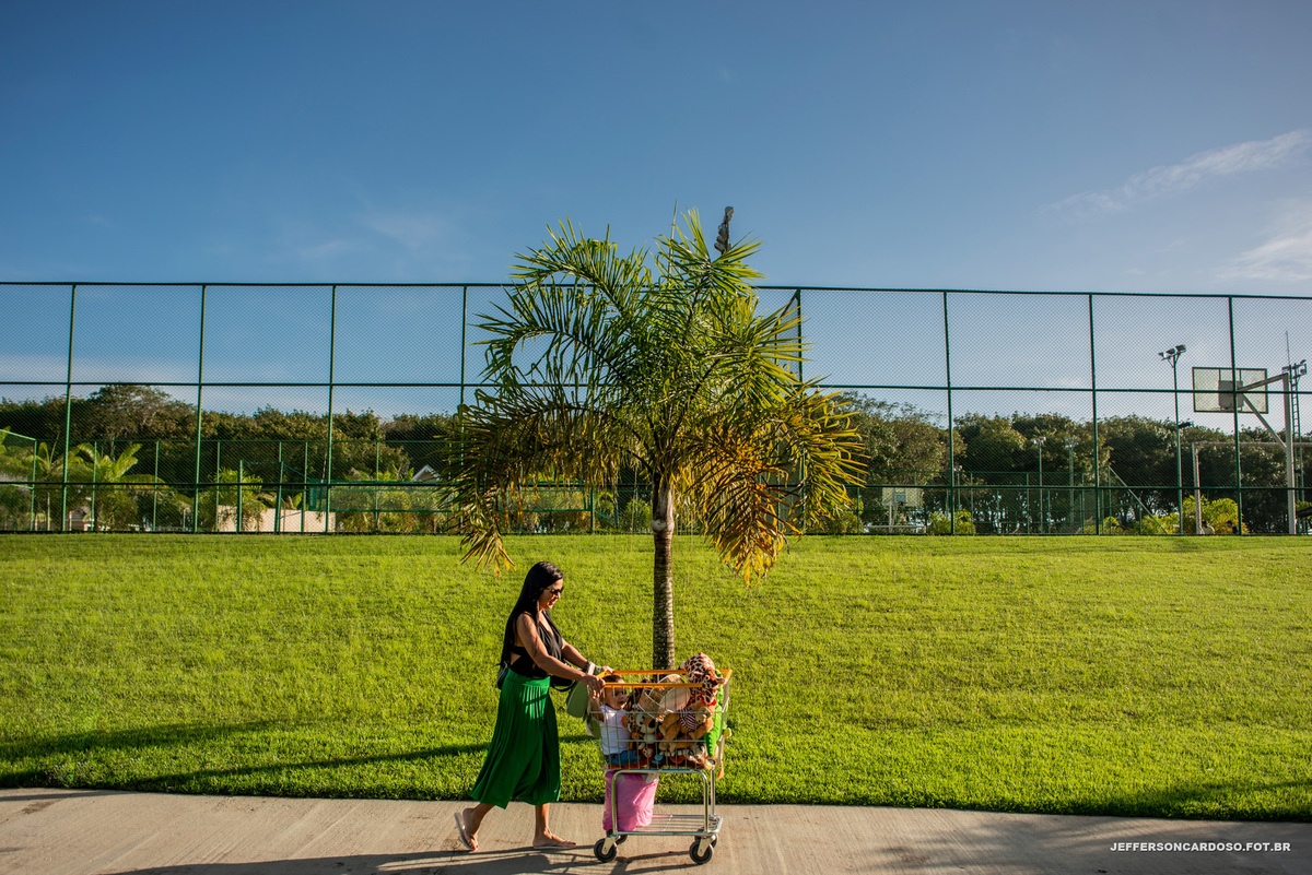 Ensaio família do Gael na cidade modelo do estado do Pará Castanhal, no quinta do bosque com decoração de Safári da veterinária Aline e Arthur com o fotógrafo de criança Jefferson Cardoso da cidade de Belém e Cametá contando história muito amor e alegria