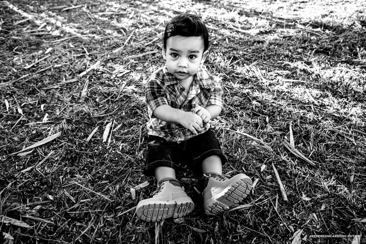 Festa Junina do Luiz Antônio com a família roupa caipira ensaio de Infantil feito na cidade de Cametá pelo fotografo de criança Jefferson Cardoso com muito amor e carinho na pousada miriti na beira do rio tocantins