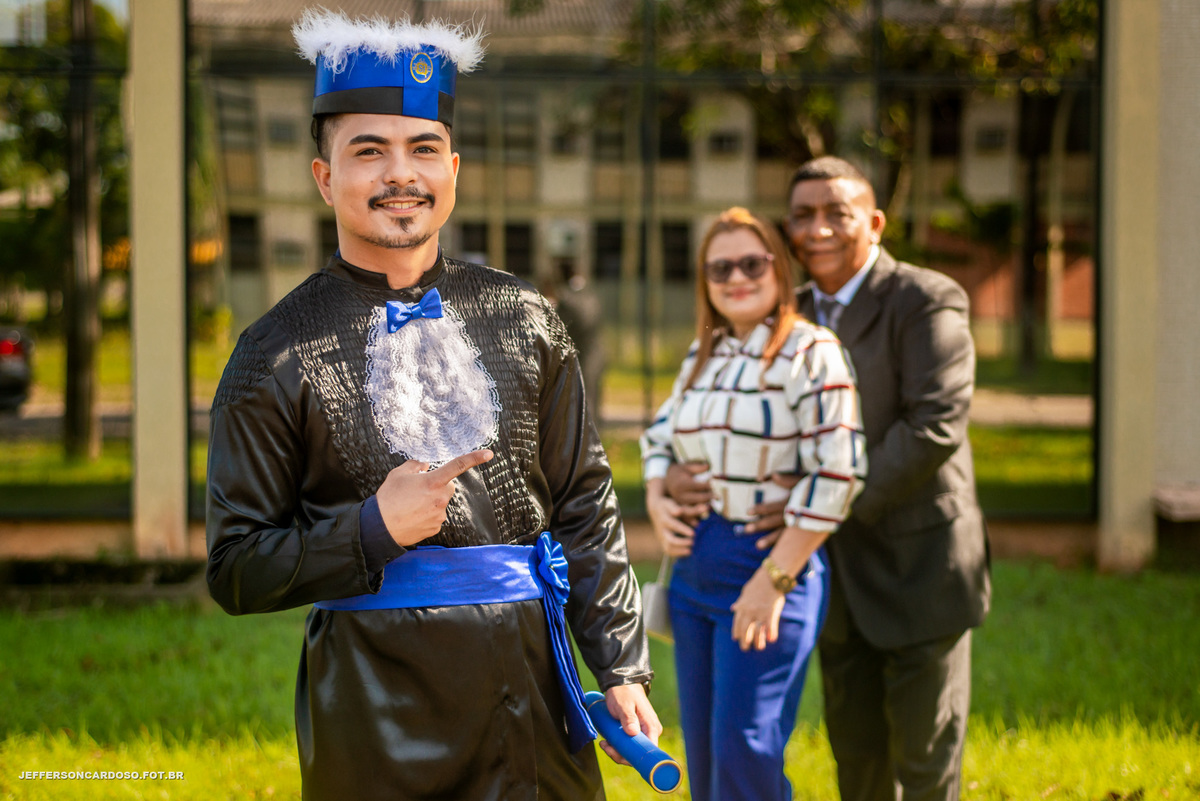 Formatura de muita emoção com família do colando Walder de Cametá Belém Pa curso de Sistema de Informação na UFPA solenidade e ensaio externo de turma e individual na vila contêiner e no forte do castelo com os amigos história verdadeira 2019