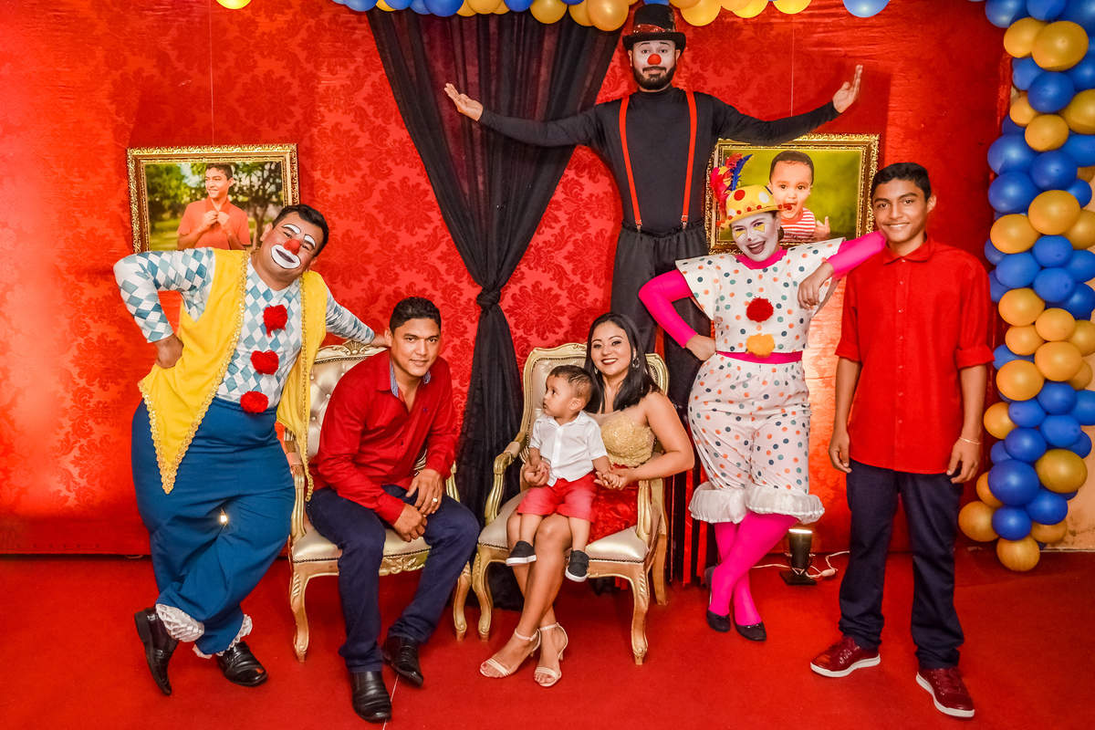 O espetáculo Circo em Cametá PA com aniversário temático dos irmãos Nícolas e Wesley na AABB festa de do meu primeiro aninho e meus 15 anos juntos da família e amigos só alegria e amor a melhor foto Jefferson Cardoso fotografia de criança e infantil 2019