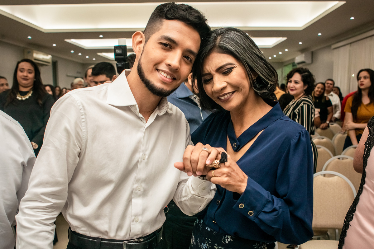 Missa e Solenidade de Formatura Unama BR curso Psicologia do aluno Neto da cidade de Castanhal com a família e amigos, violista musico do Pará com fotografia de Jefferson Cardoso na igreja igreja evangélica aeronáutica 
