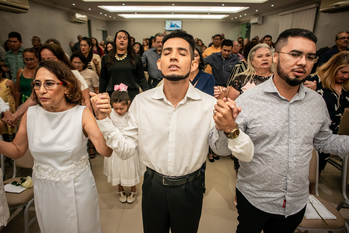 Missa e Solenidade de Formatura Unama BR curso Psicologia do aluno Neto da cidade de Castanhal com a família e amigos, violista musico do Pará com fotografia de Jefferson Cardoso na igreja igreja evangélica aeronáutica 