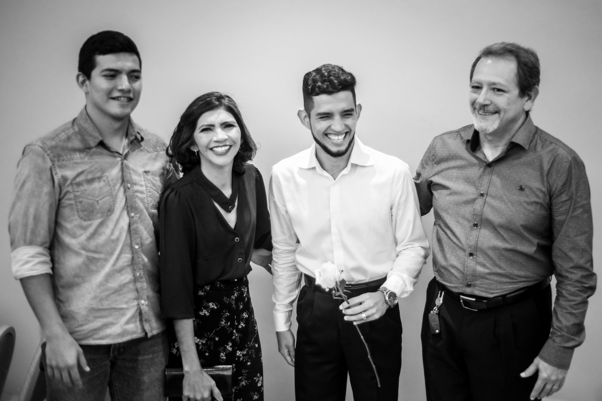 Missa e Solenidade de Formatura Unama BR curso Psicologia do aluno Neto da cidade de Castanhal com a família e amigos, violista musico do Pará com fotografia de Jefferson Cardoso na igreja igreja evangélica aeronáutica 