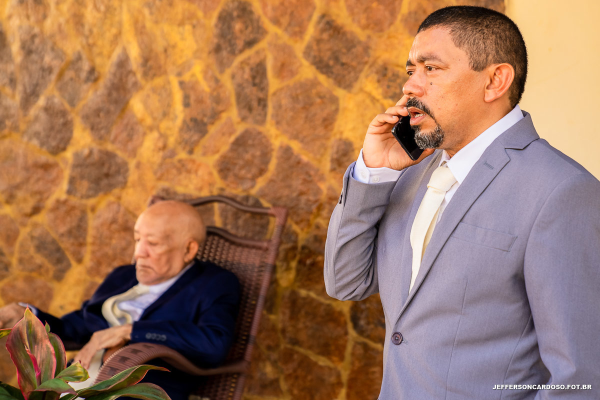 Making Off noiva no Salinas Park Resort em Salinópolis
PA com casamento de luxo na igreja na cidade com as amigas e amigos dos noivos muito amor e praia e verão pré wedding, casal de Amapá Macapá que ficaram no Hotel Privê do Atalaia a festa.