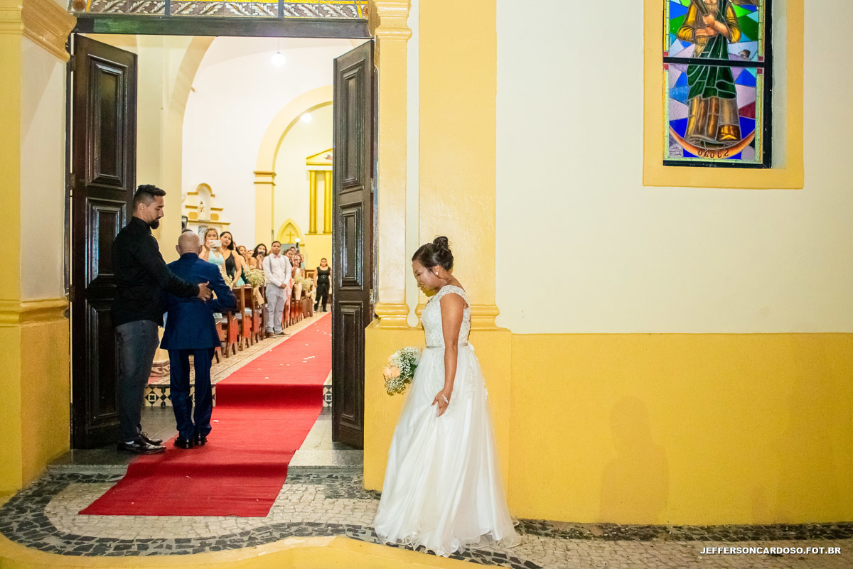 Casamento com os amigos do noivo em salinas pa com muito sol e cerveja na casa de praia, musica e alegria no verão de Salinópolis
PA



beijos dos noivos na Igreja Matriz de Nossa Senhora do Socorro-Salinas
