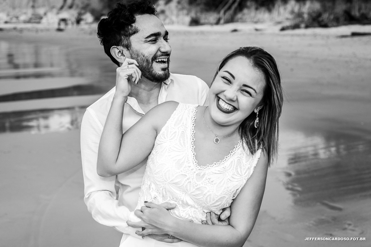 ensaio pré casamento na ilha de mosqueiro com Larissa e Neto casal de medico e enfermeiro contra o Covid-19 no Pará 