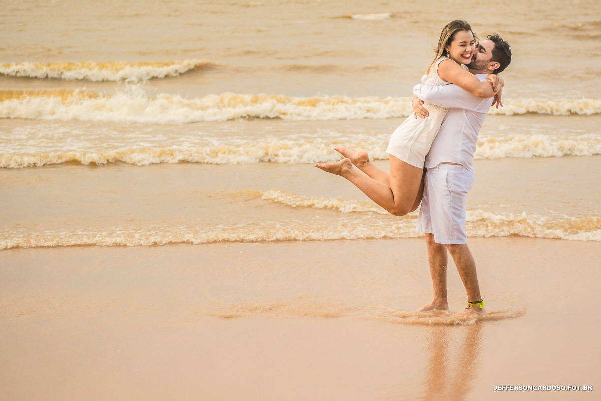 ensaio pré casamento na ilha de mosqueiro com Larissa e Neto casal de medico e enfermeiro contra o Covid-19 no Pará 