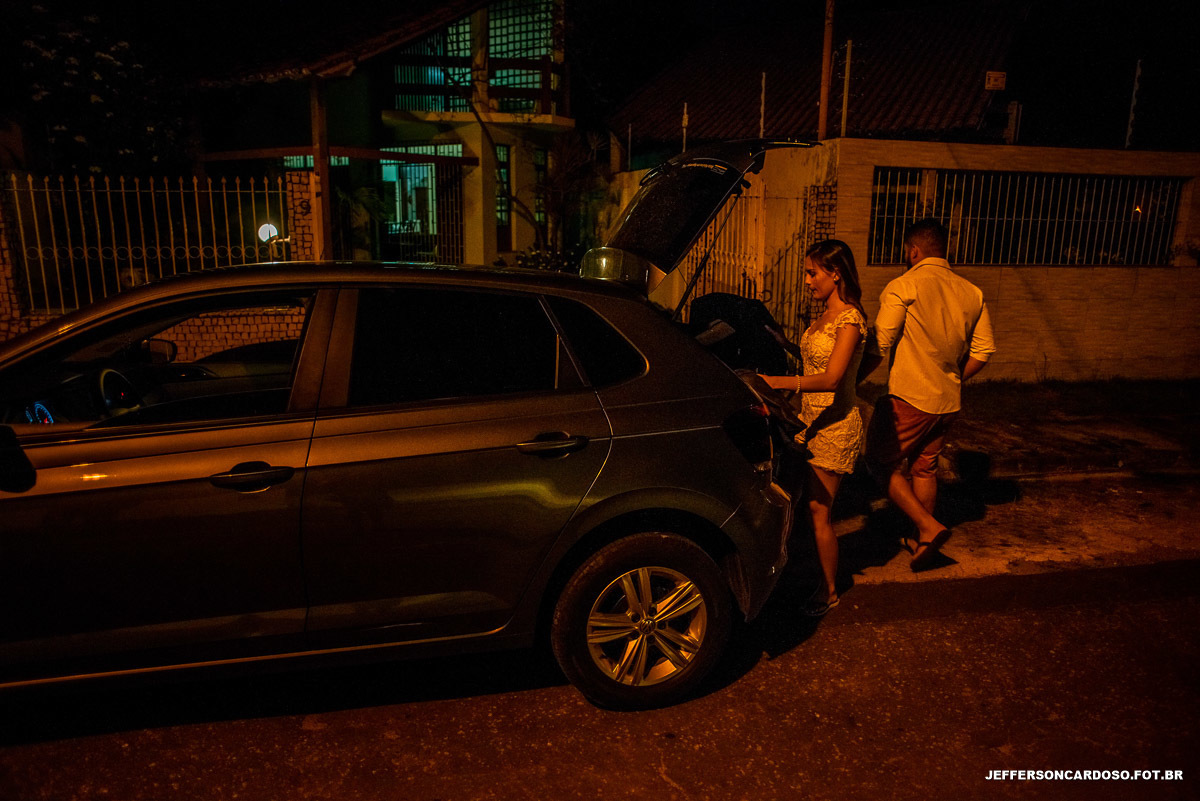 Ensaio na cidade de Salinas PA nas praias do Atalia e na praia do Farol Velho no lago da coca cola nas dunas de Salinópolis pegando estrada bem cedo para final da tarde com mar e onda, casamento no pôr-do-sol de muita curtição 