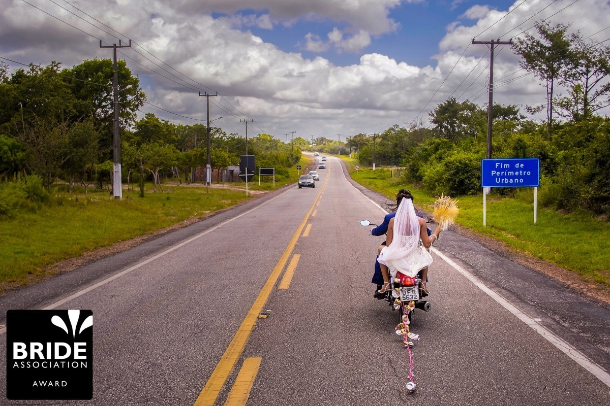 Fotógrafo mais premiado do estado do Pará na Bride Association e na Ispiration Photographers o melhor casamento de Belém, book de casal com vestido de noiva e decoração para casamento na cidade de cametá e castanhal cidade modelo na praça