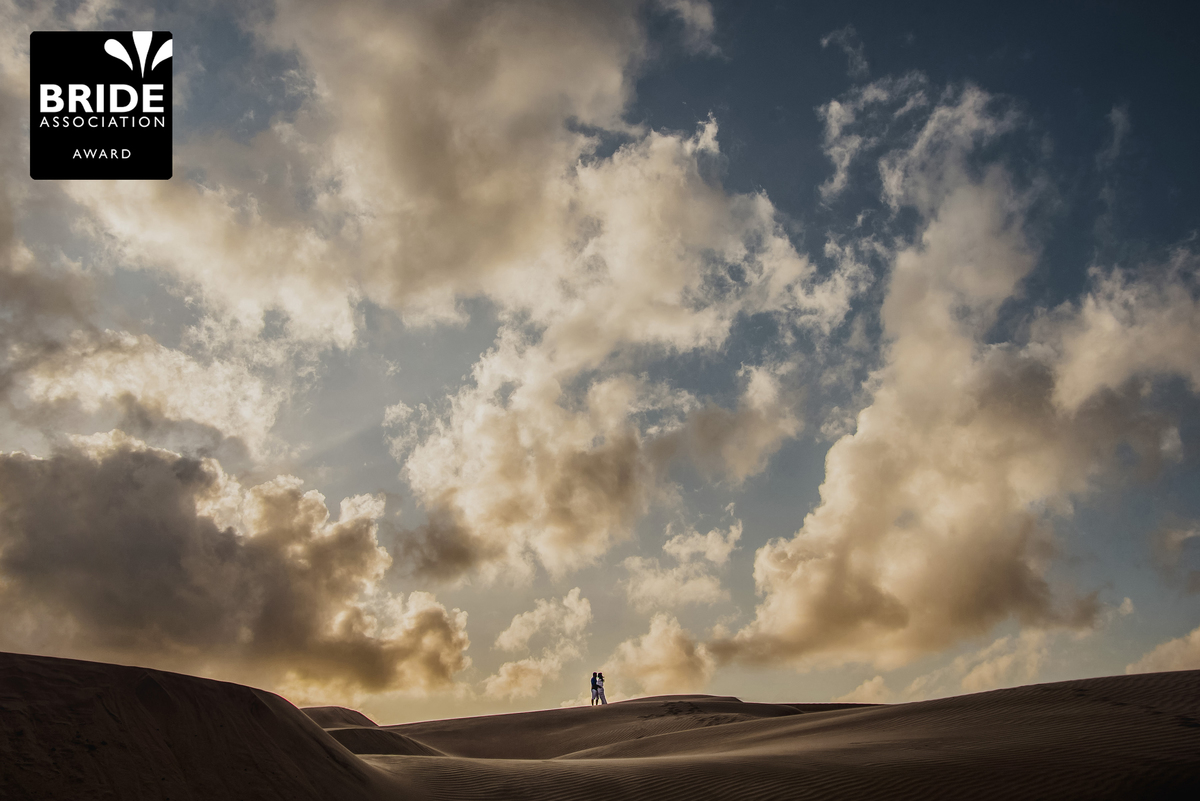 Fotógrafo mais premiado do estado do Pará na Bride Association e na Ispiration Photographers o melhor casamento de Belém, book de casal com vestido de noiva e decoração para casamento na cidade de cametá e castanhal cidade modelo na praça
