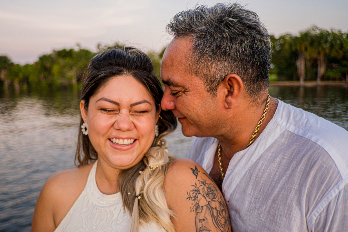 ensaio casal na praia em cametá com Janaína e Bió Costa casamento na cidade, banca de jogo são jorge bets 