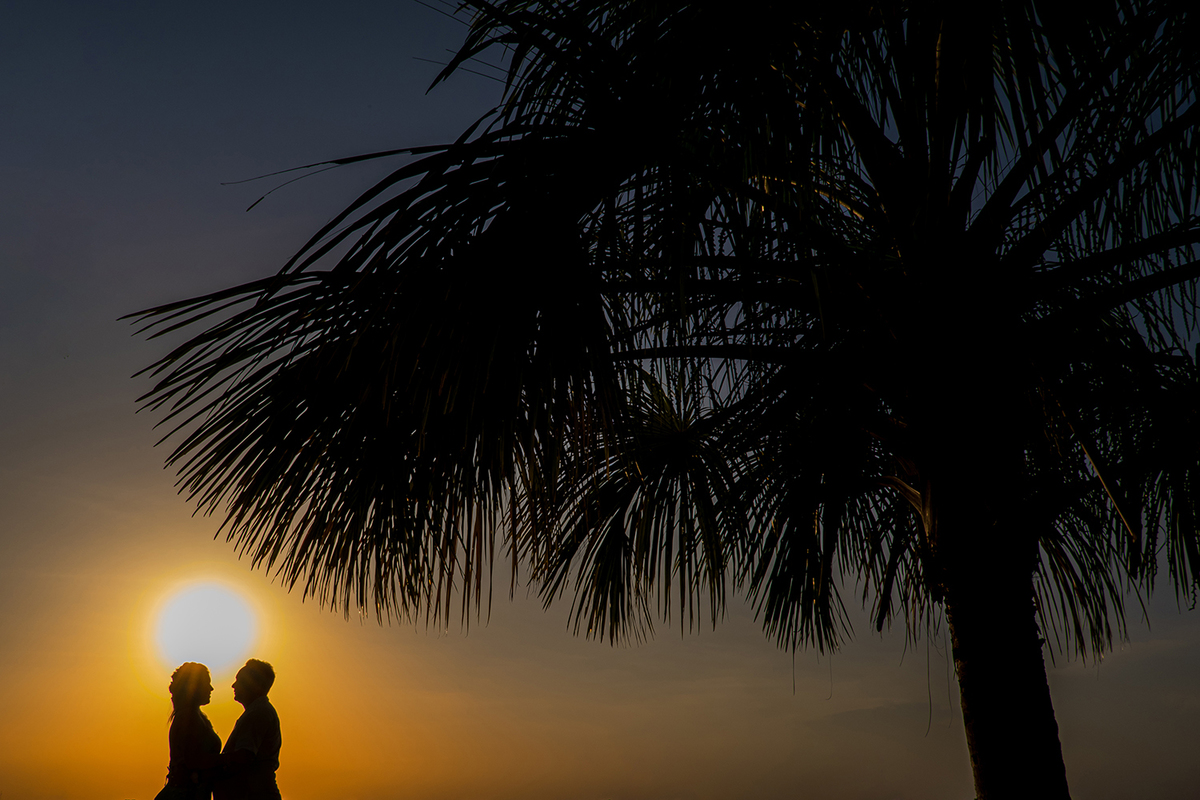 ensaio casal na praia em cametá com Janaína e Bió Costa casamento na cidade, banca de jogo são jorge bets 