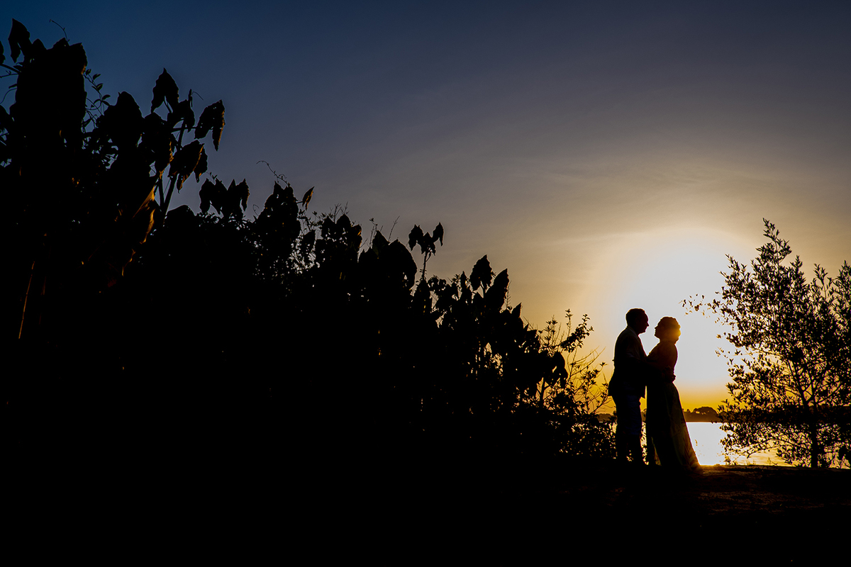 ensaio casal na praia em cametá com Janaína e Bió Costa casamento na cidade, banca de jogo são jorge bets 