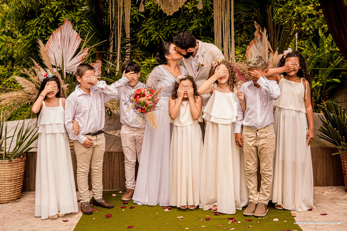casamento Jamilly e Jailson na cidade de Castanhal boho chic pinterest com vestido de noiva rustico de renda feito a mão, noivo estiloso de manhã com muito amor e alegria o melhor fotografo de casal do estado do Pará