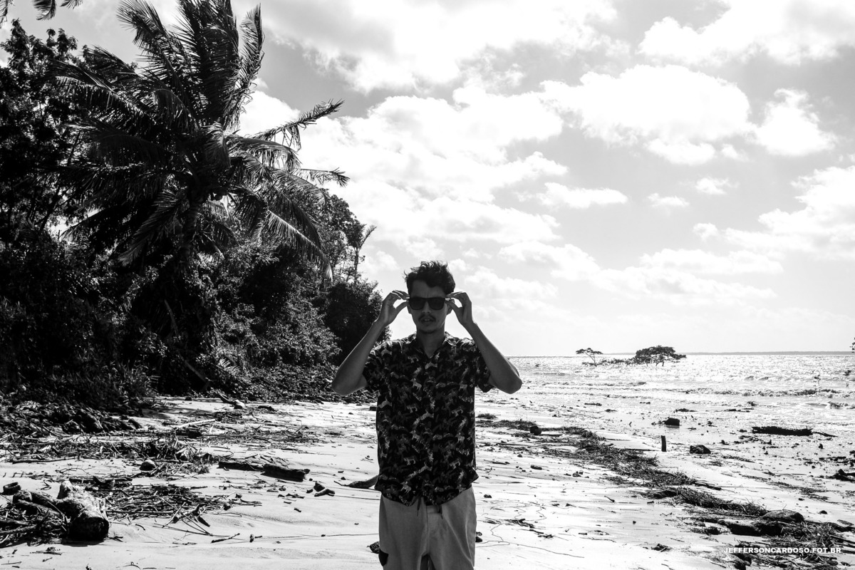 estrada que vai pro 40 do Mocoóca pra fortalezinha na ilha de maiandeua no Lago da Princesa de agodoal com fotos de jefferson cardoso fotografo de casal e paisagem, ferias na ilha com trilha com seu bival no chalé do tio na praia 