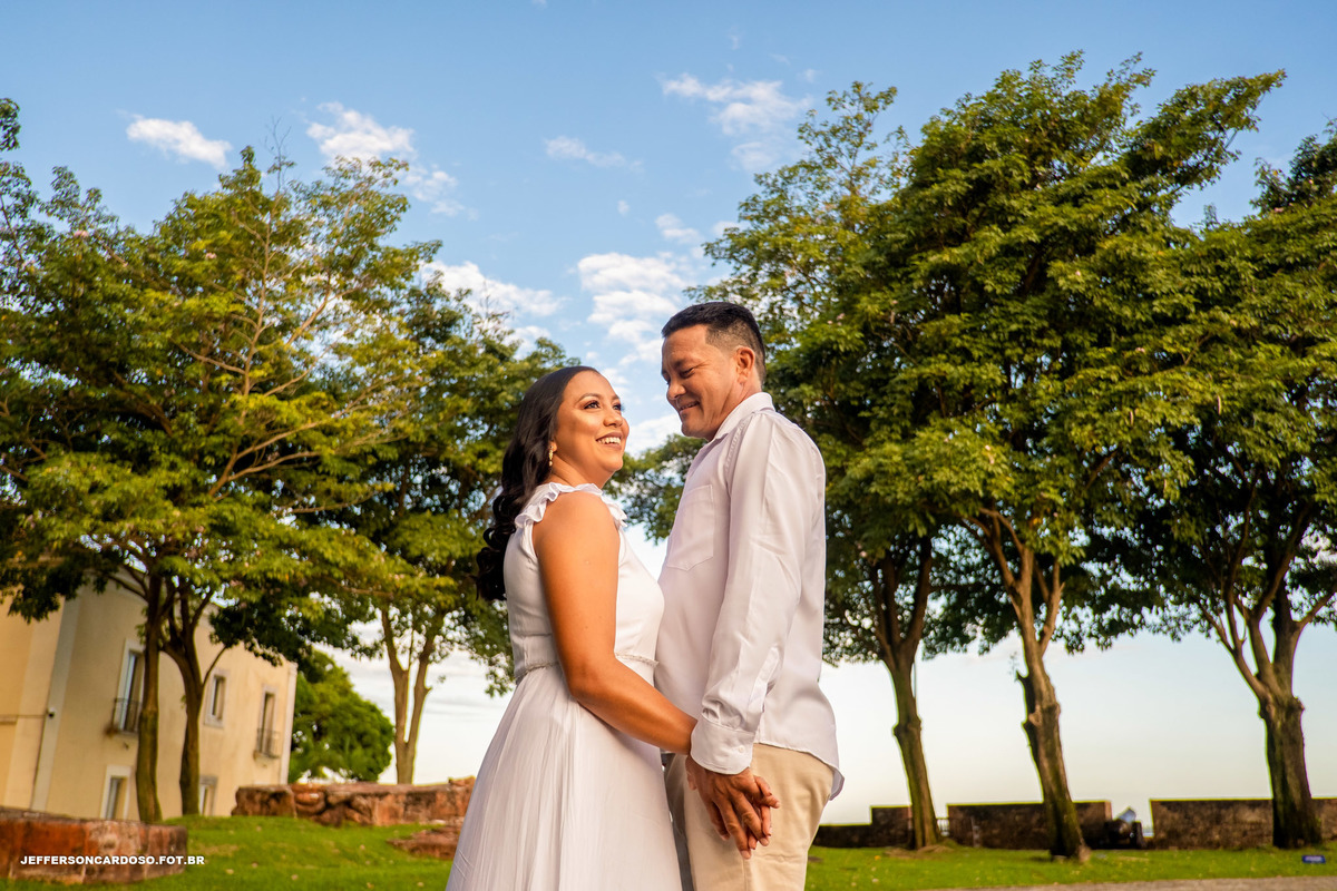 ensaio de casamento com os noivos no forte do presépio na casa das 11 janelas em belém pa com os noivos Nira e Sérgio com foto de wedding casal de Rio Japiim Grande – Limoeiro do Ajuru Pa dos professores