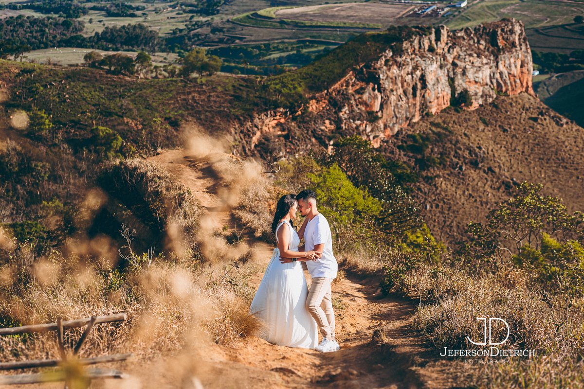ensaio pré wedding - Jenifer e Renan - morro do fogão - Itirapina - sp