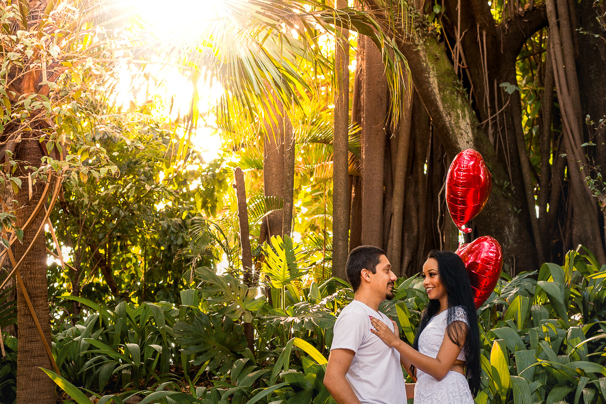 Fotografia Ensaio Fotografico Pre Wedding fotografado no engenho central de piracicaba ao lado da rua do porto em piracicaba sao paulo rio claro cordeiropolis limeira araras americana valinhos vinhedo louveira jundiai leme sao pedro santa gertrudes sp