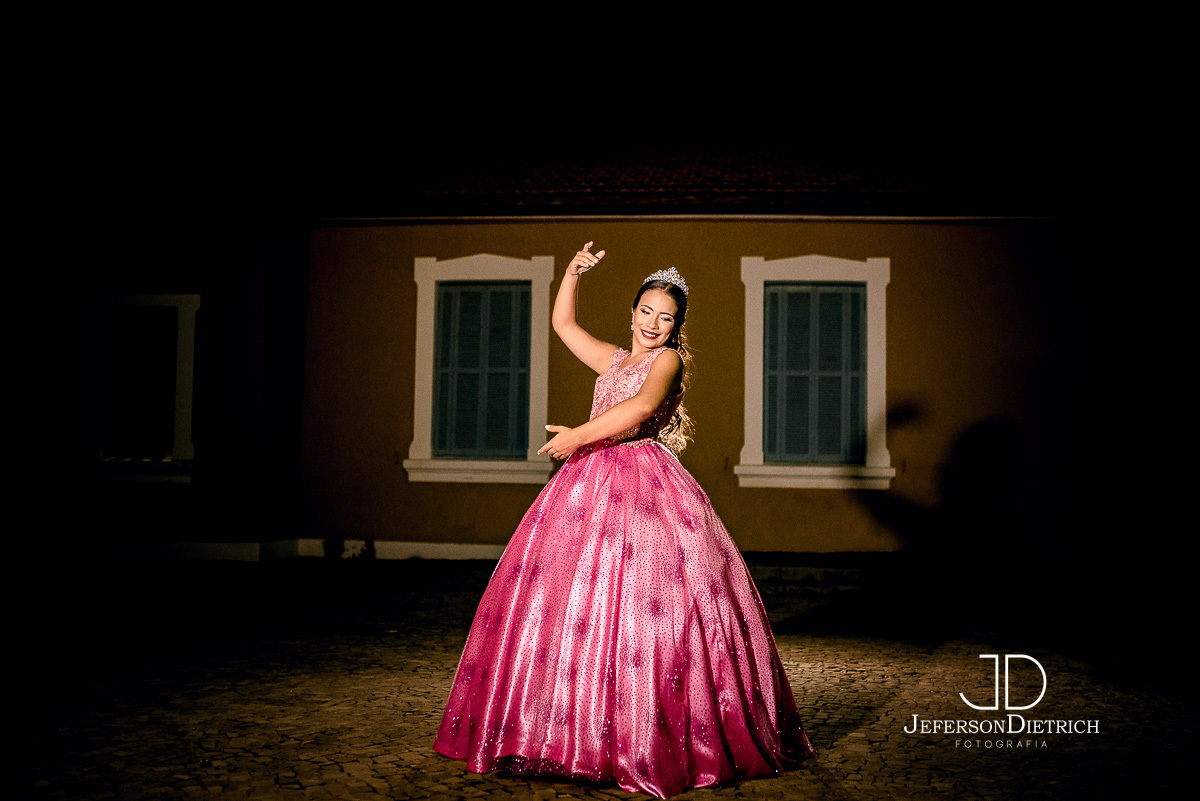 ensaio de debutante bailarina, fotografia de 15 anos, fotografias de festa de 15 anos, fotografia de debutantes, fotografia de ensaio de 15 anos, fotografia de festa, fotografia de vestido de 15 anos, fotografia de vestido de debutante, fotografia