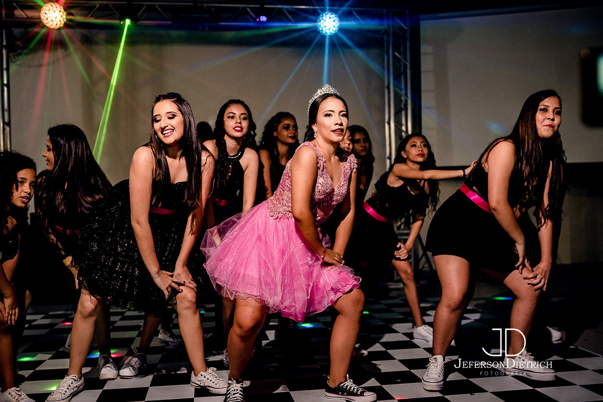 show de dança maluca,fotografo aniversario rio claro, fotografia aniversario rio claro, fotografia rio claro, fotografo rio claro, foto rio claro, fotografia de rio claro, fotografo aniversario 15 anos rio claro, fotografia aniversario de 15 anos de rio